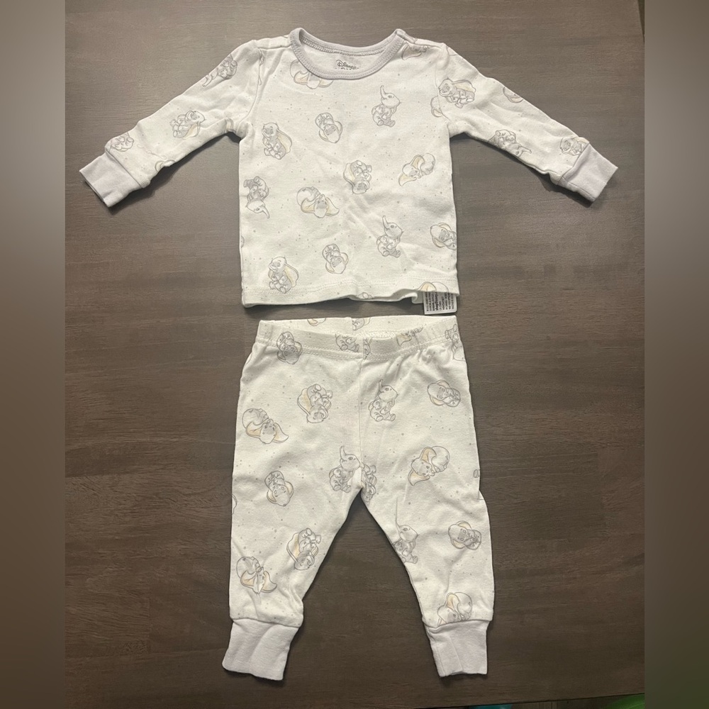Disney Baby Dumbo PJ set size 6-9 months